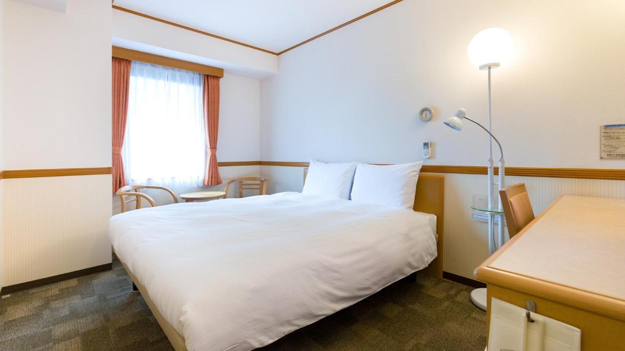 Toyoko Inn Kobe Sannomiya-Eki Higashi Pokój zdjęcie