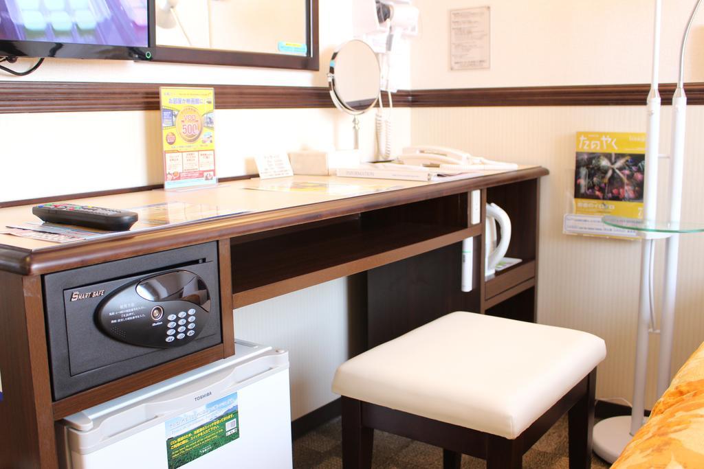 Toyoko Inn Kobe Sannomiya-Eki Higashi Zewnętrze zdjęcie